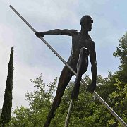 Nicolas LAVARENNE," Départ", bronze patiné, 4 m x 1,30 m x 4,60 m